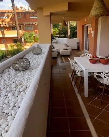 Center 2 Beds Elviria Apartment Marbella