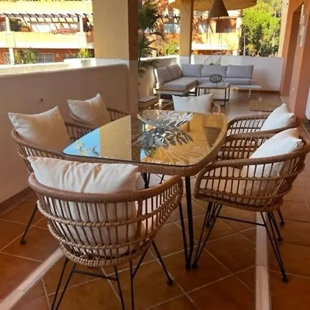 Center 2 Beds Elviria Apartment